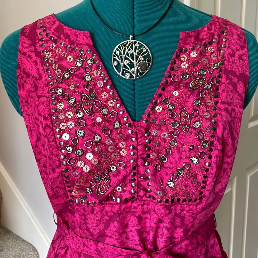 White House Black Market Fuchsia Sequin Retro Fit & Flare Dress Size S - Picture 9 of 13